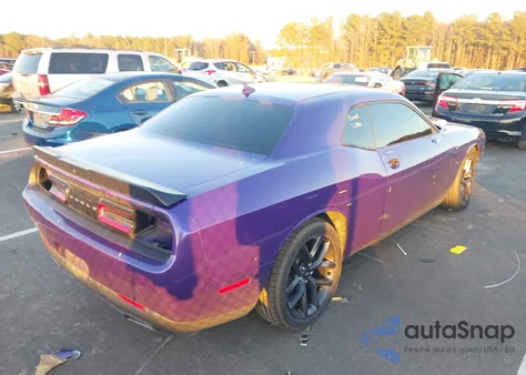 2019 Dodge Challenger Sxt z USA, uszkodzony, nr VIN 2C3CDZAG5KH617611
